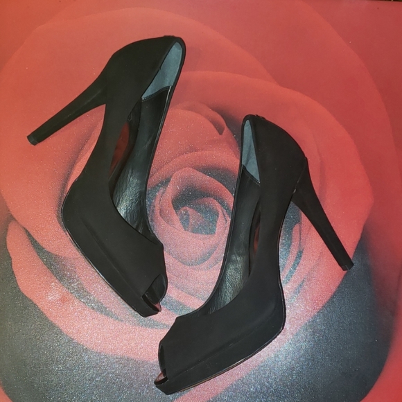 Coach Heels - Picture 1 of 7